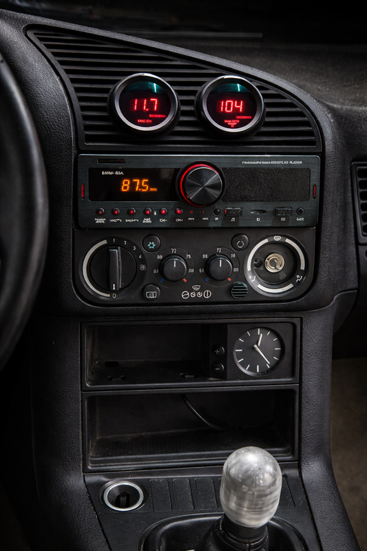 BMW E36 — Center Vent Gauge Pod